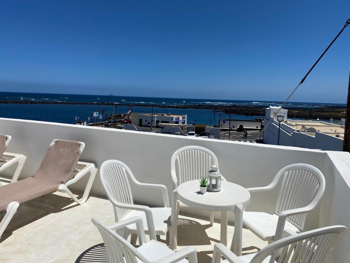 Mirador Del Muelle House Hostel Orzola Exterior photo